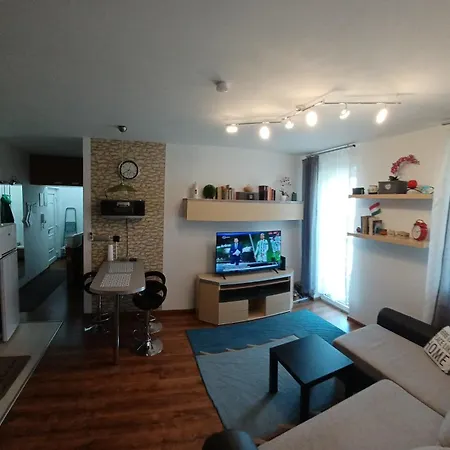 Hunyadi Apartment